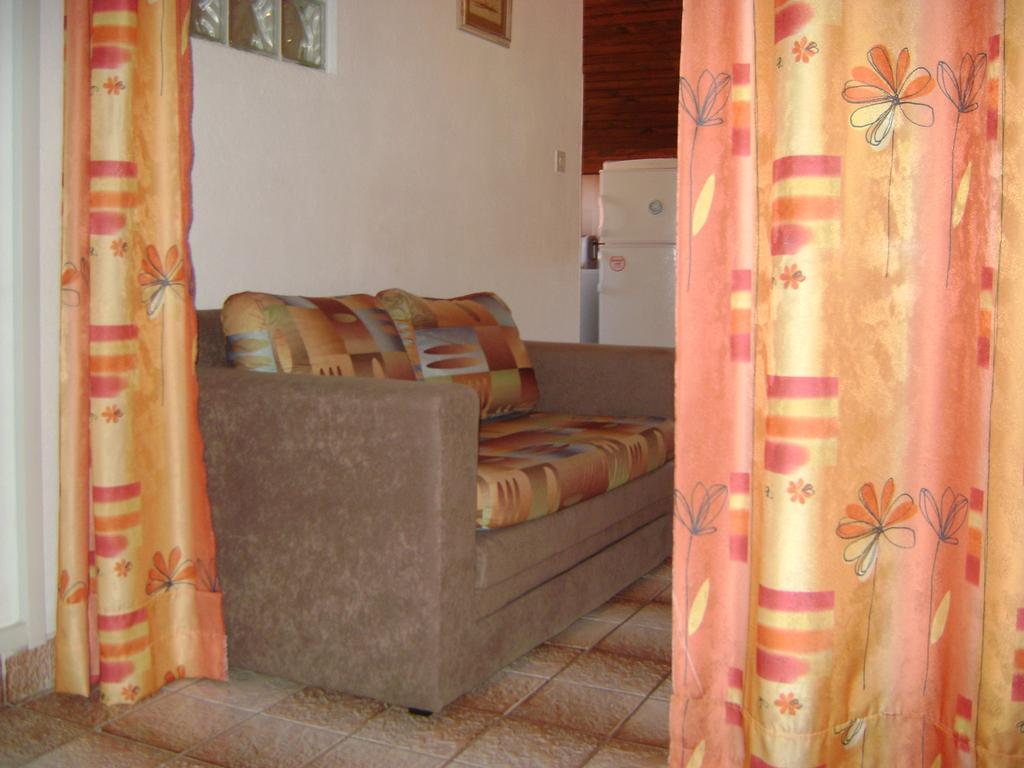 Apartments Radulovic Biograd Na Moru Cameră foto
